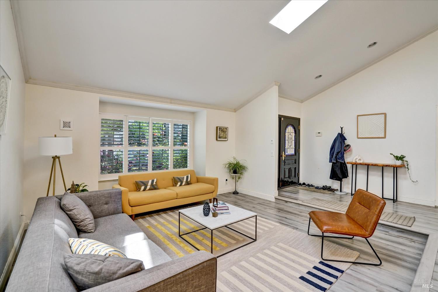 Detail Gallery Image 8 of 48 For 683 Chardonnay Dr, Fremont,  CA 94539 - 4 Beds | 3 Baths