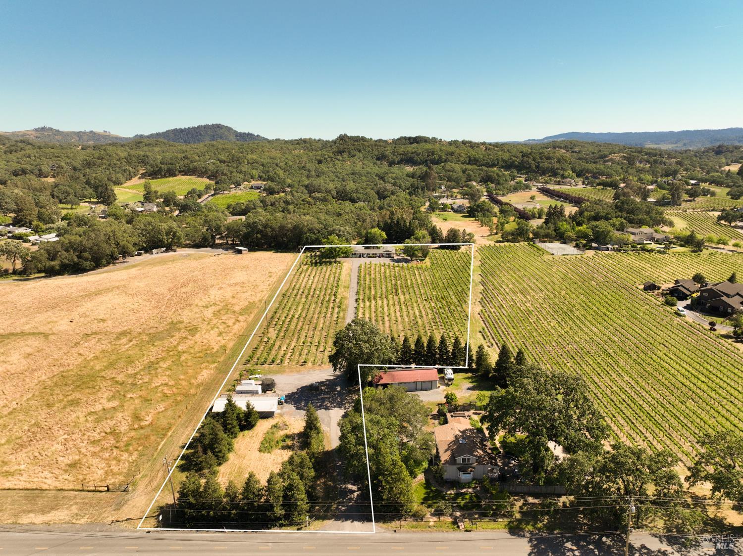 Detail Gallery Image 67 of 82 For 725 Lytton Station Rd, Healdsburg,  CA 95448 - – Beds | – Baths