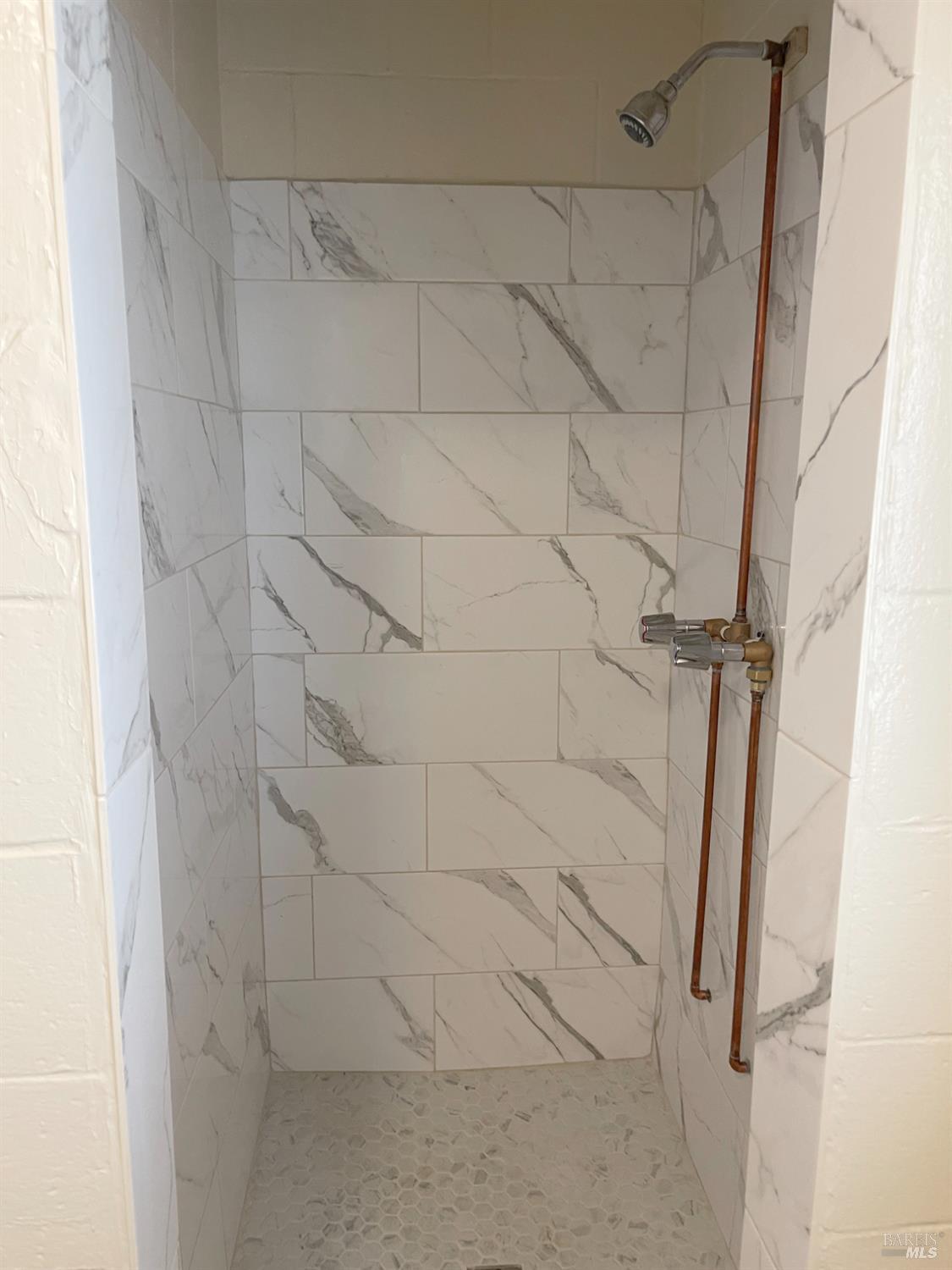 Detail Gallery Image 16 of 18 For 560 Talmage Rd, Ukiah,  CA 95482 - – Beds | – Baths
