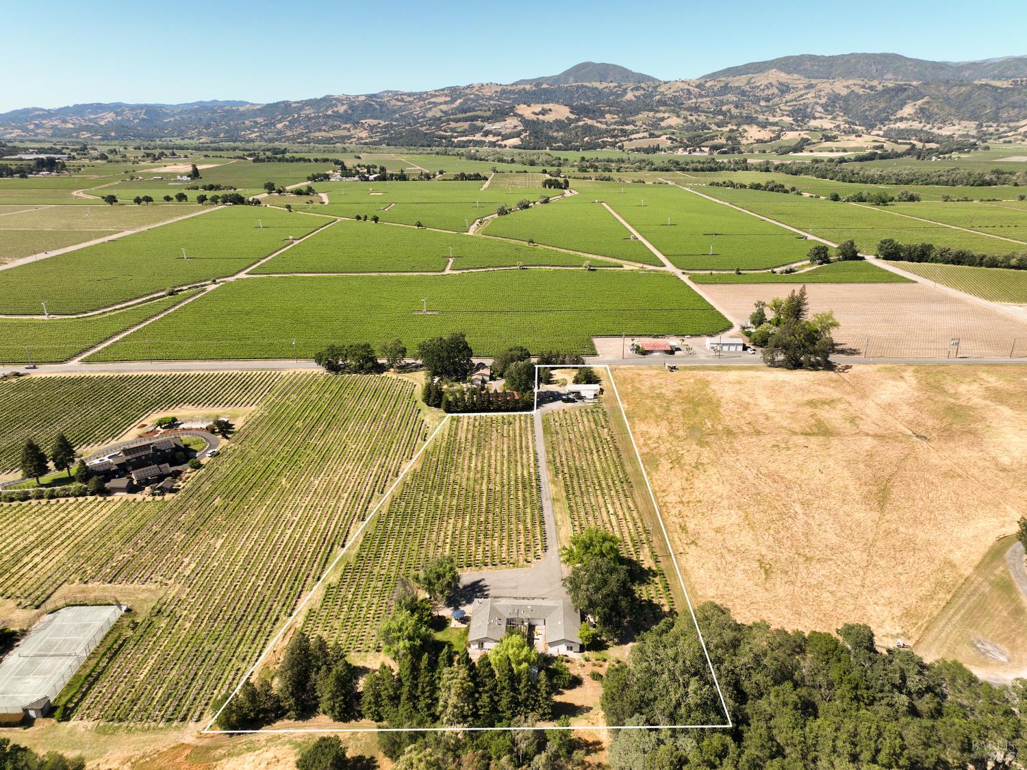 Detail Gallery Image 66 of 82 For 725 Lytton Station Rd, Healdsburg,  CA 95448 - – Beds | – Baths