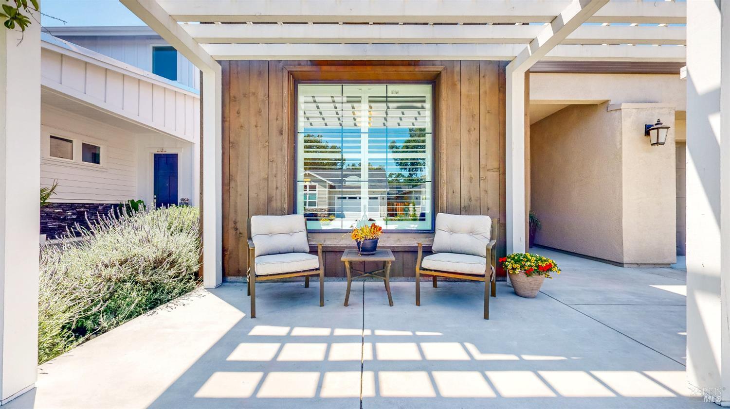 Detail Gallery Image 47 of 49 For 1431 Acorn Way, Windsor,  CA 95492 - 2 Beds | 2 Baths