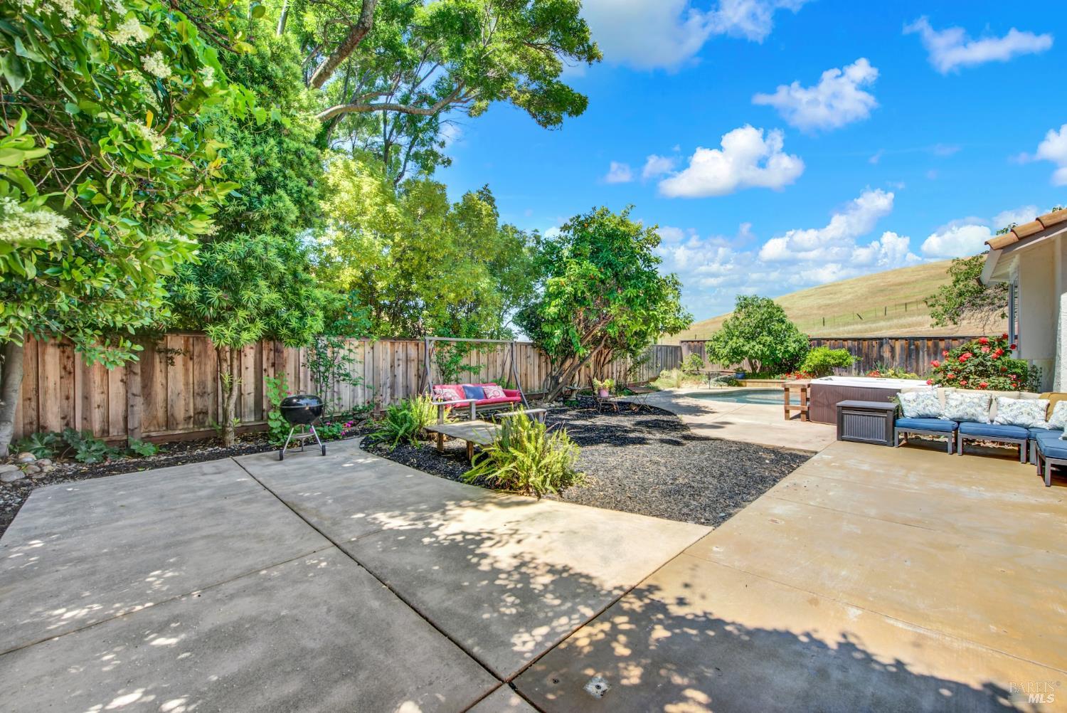 Detail Gallery Image 64 of 80 For 3327 Colonial Ct, Fairfield,  CA 94534 - 4 Beds | 3 Baths