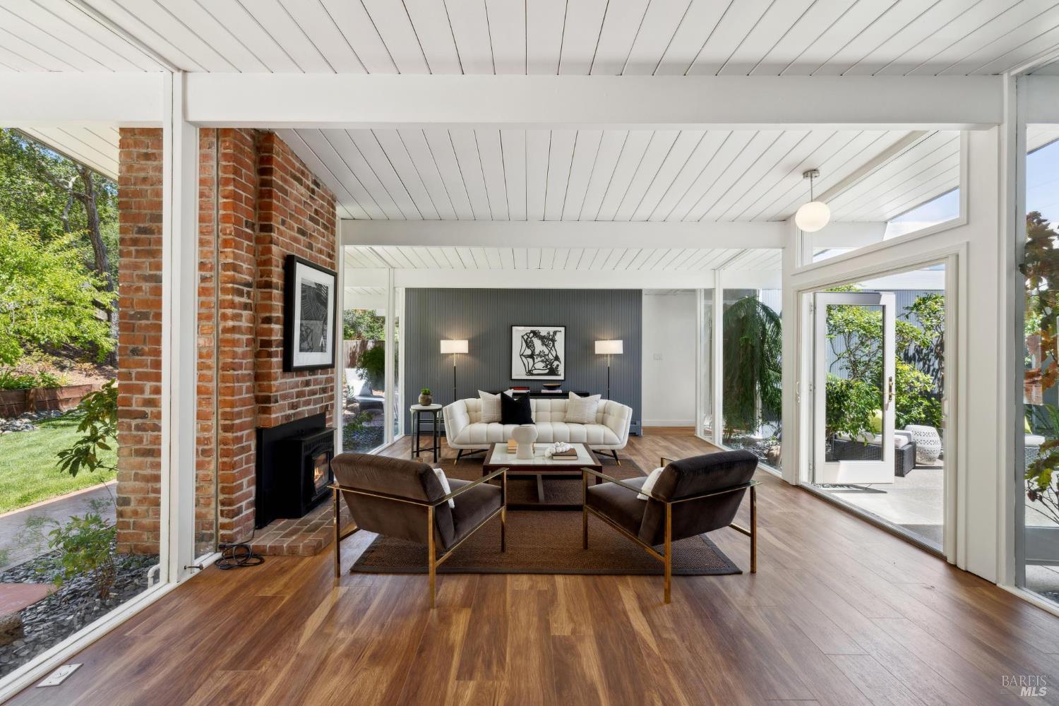Detail Gallery Image 21 of 52 For 100 De La Guerra Rd, San Rafael,  CA 94903 - 4 Beds | 2 Baths