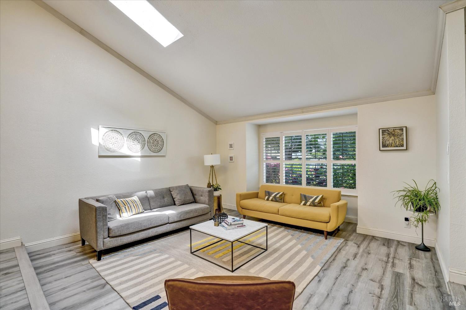 Detail Gallery Image 4 of 48 For 683 Chardonnay Dr, Fremont,  CA 94539 - 4 Beds | 3 Baths