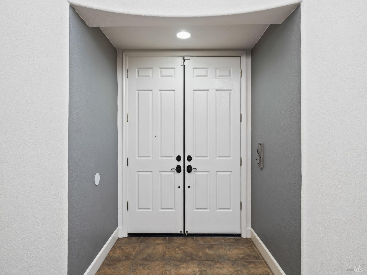 Detail Gallery Image 17 of 72 For 630 Purple Martin Dr, Vacaville,  CA 95687 - 5 Beds | 3/1 Baths