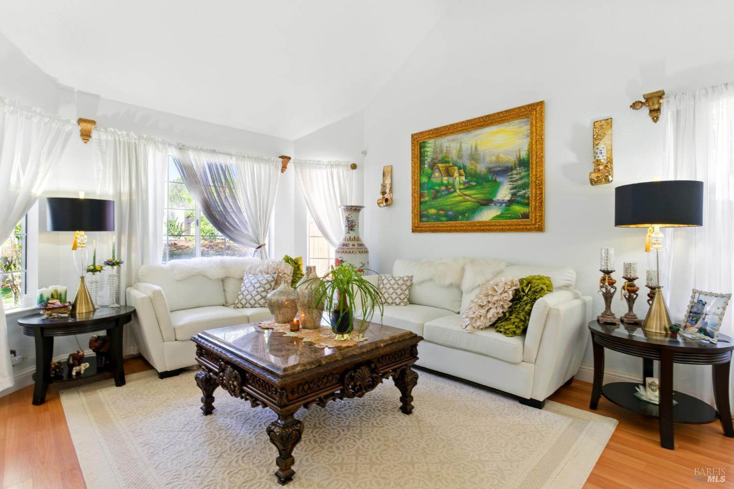 Detail Gallery Image 9 of 49 For 138 Nicole Way, Vallejo,  CA 94589 - 3 Beds | 2/1 Baths