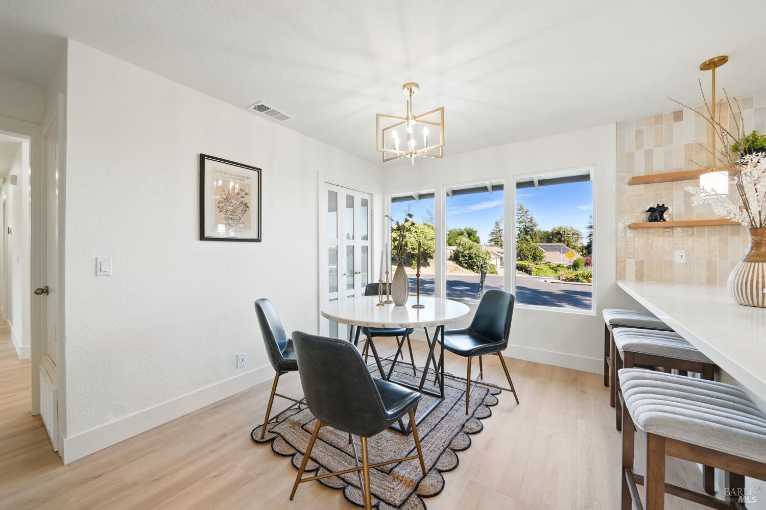Detail Gallery Image 6 of 28 For 2790 Vista Grande Unkn, Fairfield,  CA 94534 - 3 Beds | 2 Baths