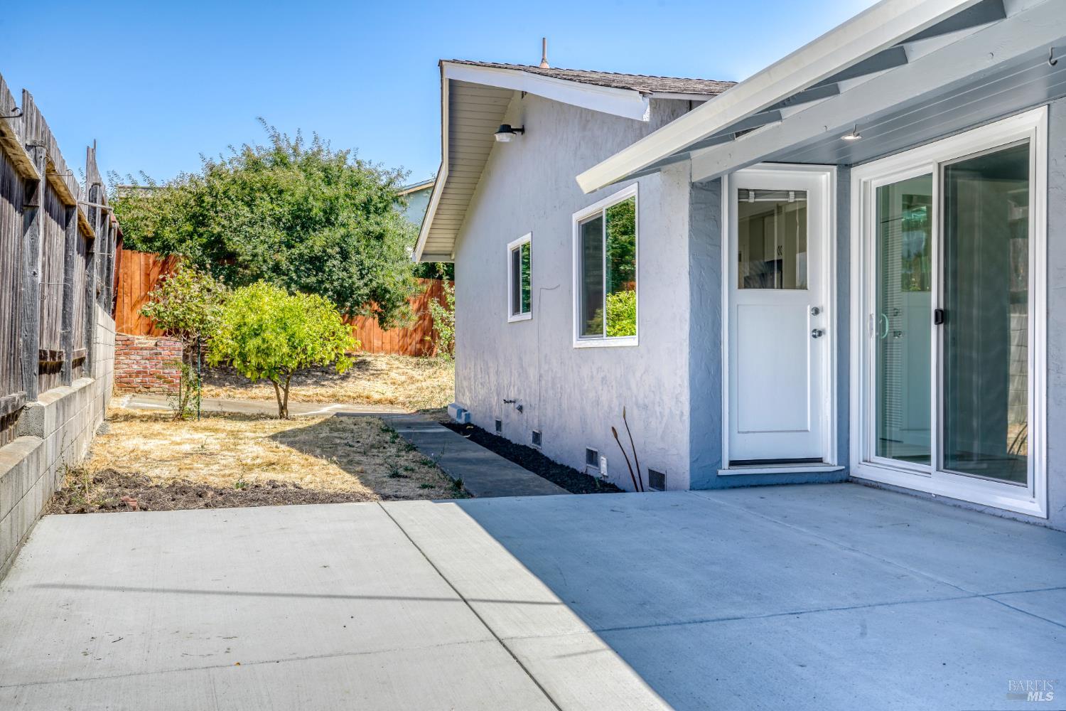 Detail Gallery Image 16 of 23 For 1004 Fulton Ave, Vallejo,  CA 94591 - 3 Beds | 2 Baths