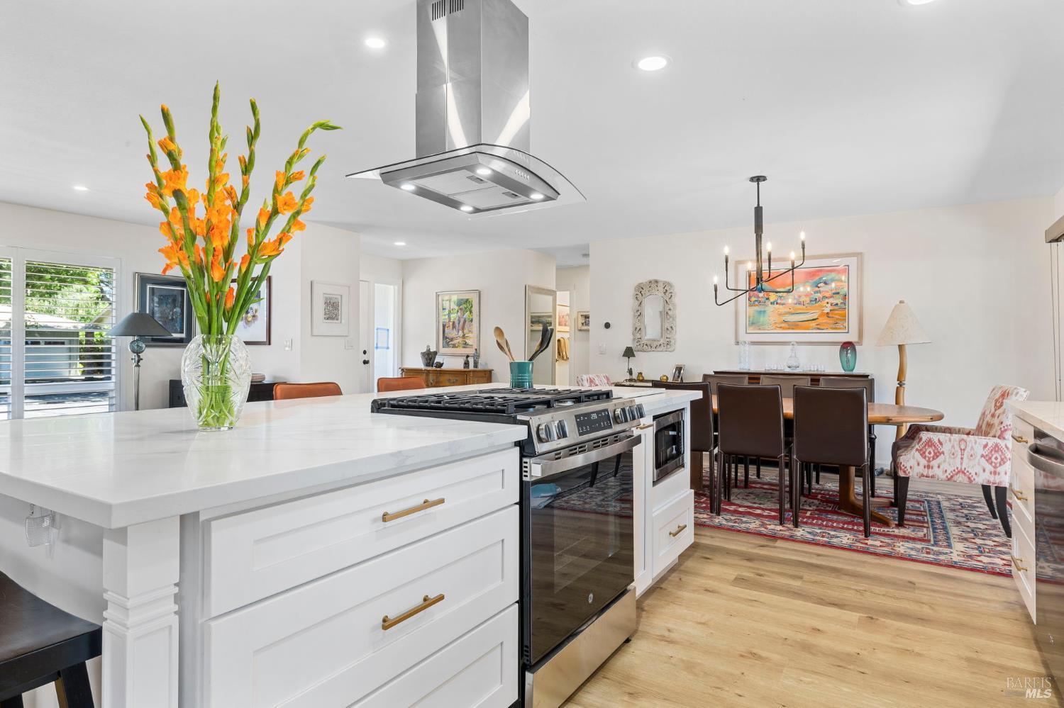 Detail Gallery Image 16 of 39 For 349 Pythian Rd, Santa Rosa,  CA 95409 - 2 Beds | 2/1 Baths