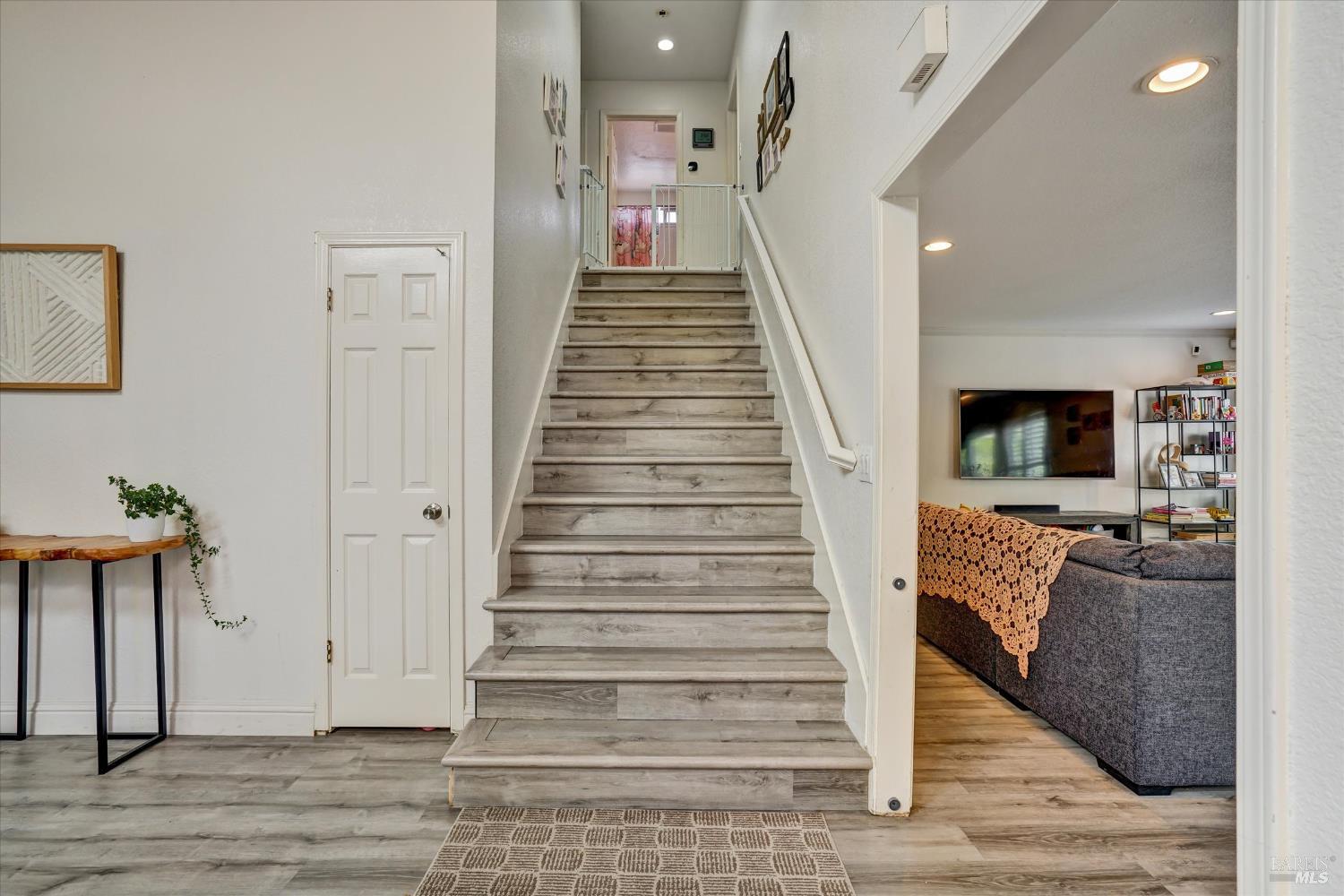 Detail Gallery Image 23 of 48 For 683 Chardonnay Dr, Fremont,  CA 94539 - 4 Beds | 3 Baths