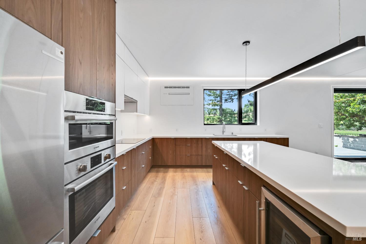 Detail Gallery Image 24 of 61 For 3621 Crown Hill Dr, Santa Rosa,  CA 95404 - 5 Beds | 3/1 Baths