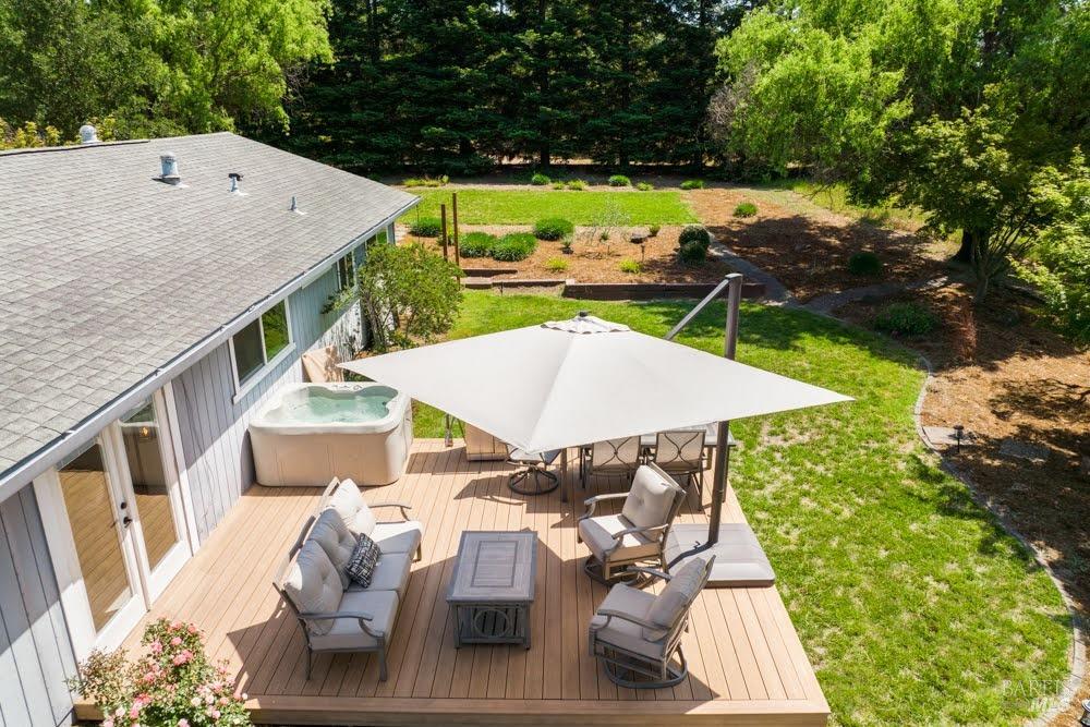 Detail Gallery Image 11 of 82 For 725 Lytton Station Rd, Healdsburg,  CA 95448 - – Beds | – Baths