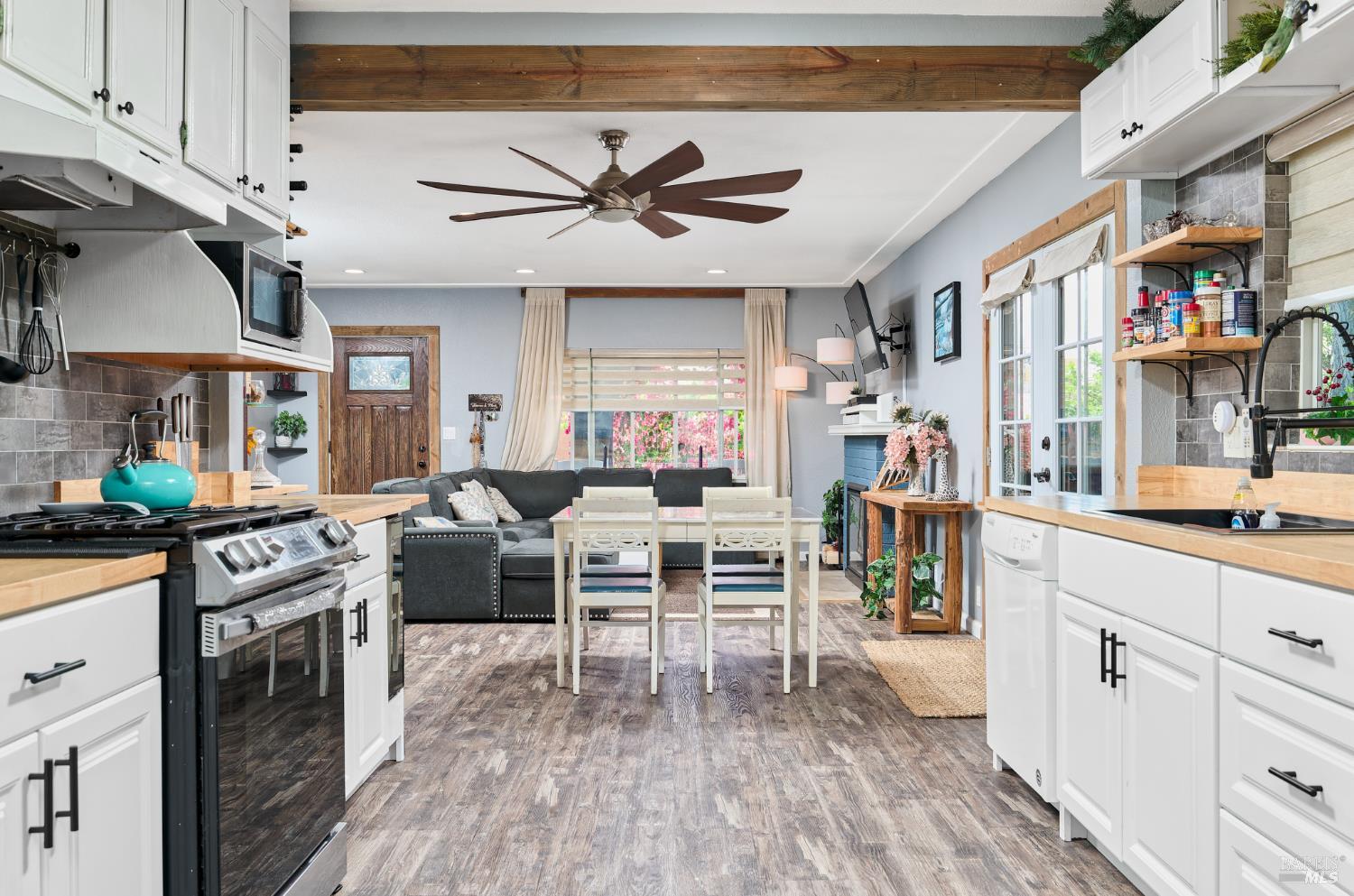 Detail Gallery Image 13 of 28 For 46 N 4th St, Rio Vista,  CA 94571 - 2 Beds | 1/1 Baths