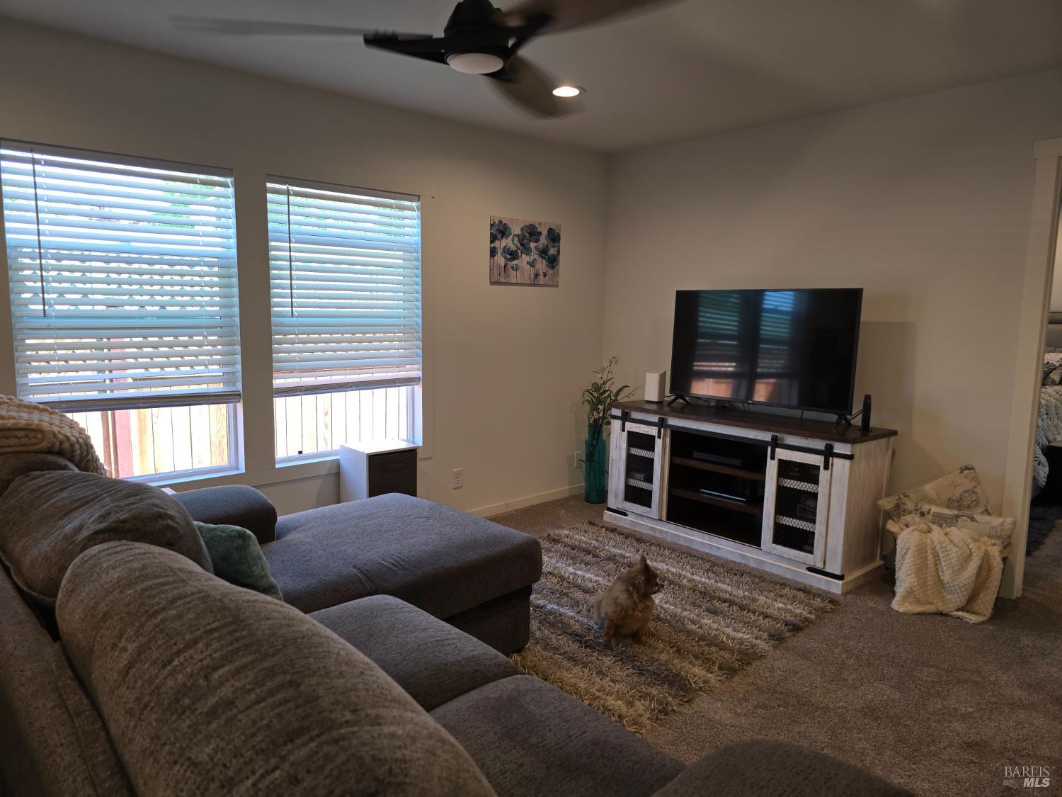 Detail Gallery Image 10 of 26 For 300 Stony Point Rd 403, Petaluma,  CA 94952 - 3 Beds | 2 Baths