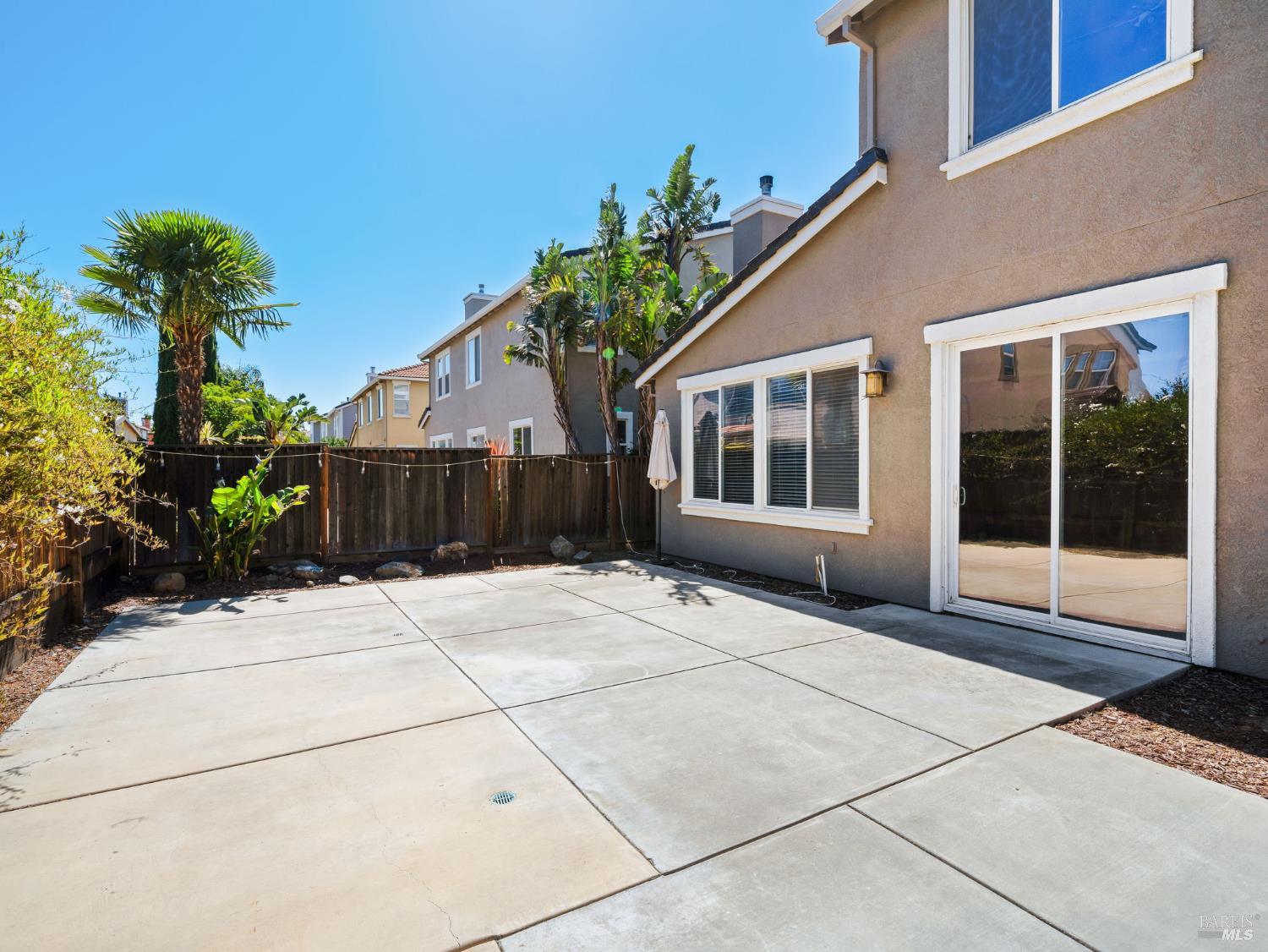 Detail Gallery Image 6 of 72 For 630 Purple Martin Dr, Vacaville,  CA 95687 - 5 Beds | 3/1 Baths