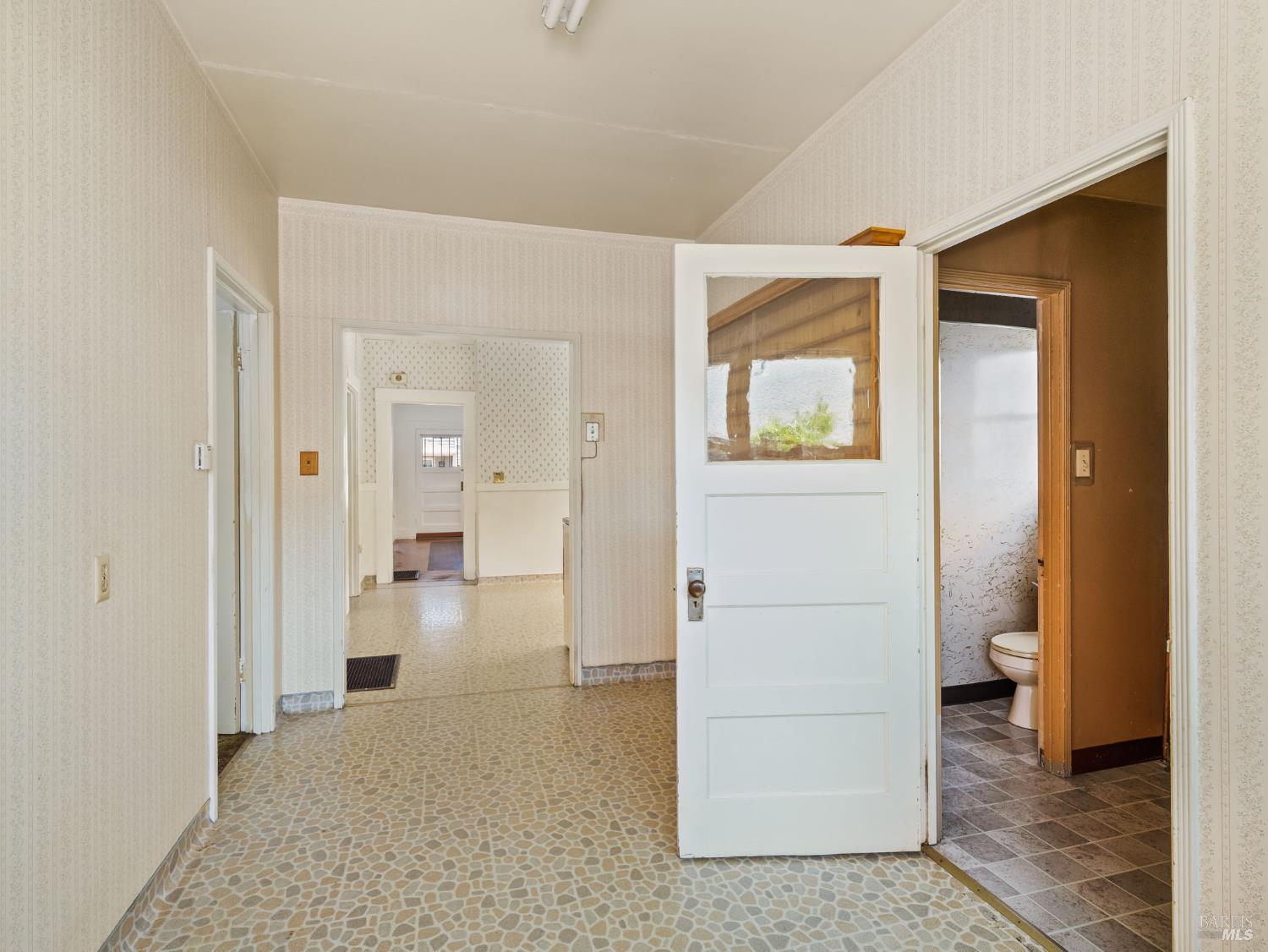 Detail Gallery Image 34 of 52 For 442 Piper St, Healdsburg,  CA 95448 - 3 Beds | 2 Baths