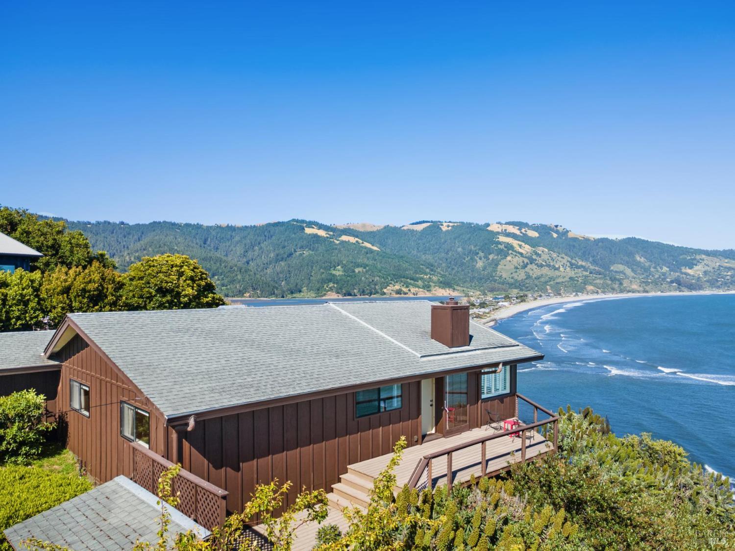 Detail Gallery Image 2 of 52 For 71 Crescente Ave, Bolinas,  CA 94924 - 3 Beds | 2 Baths