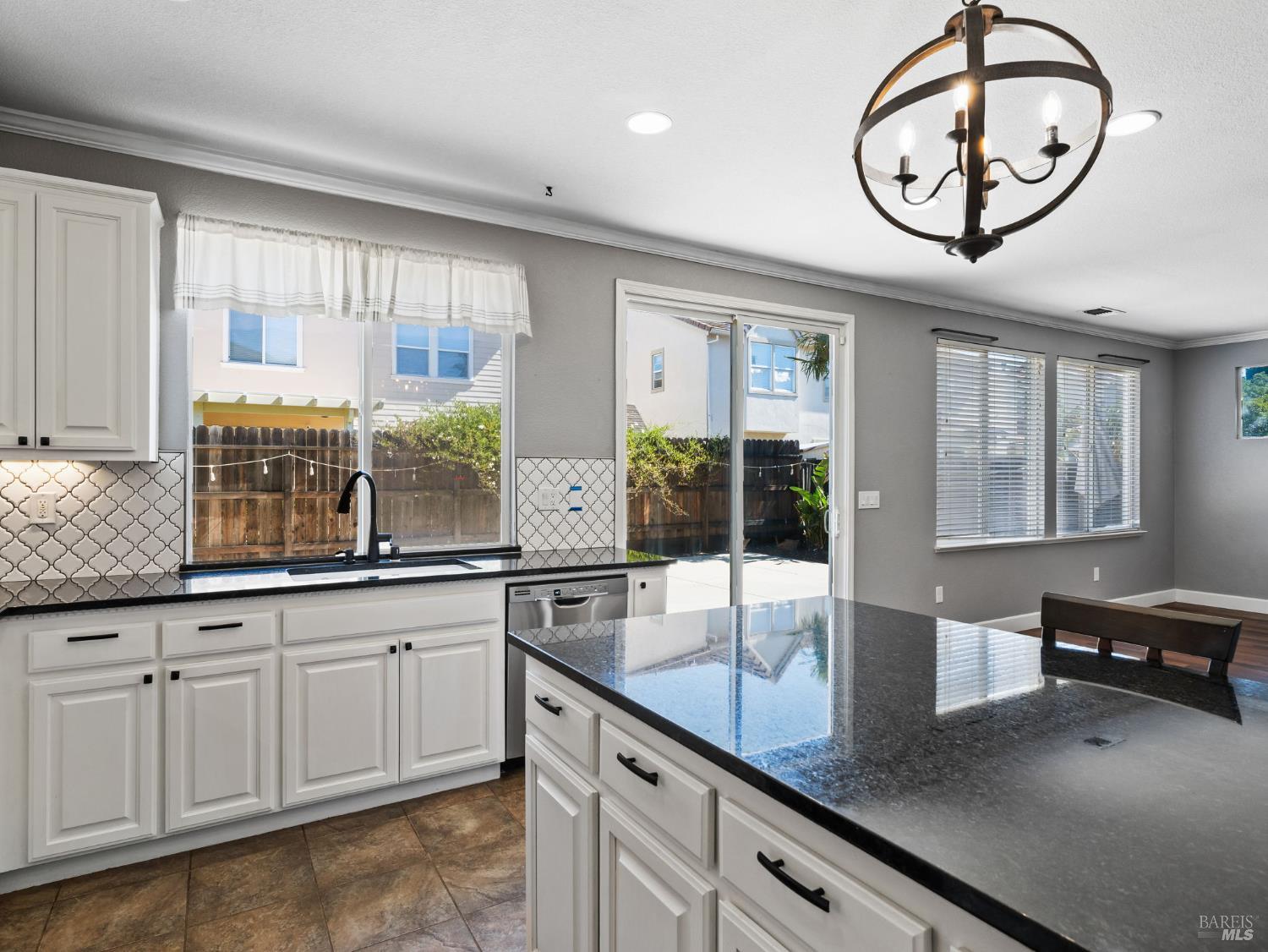 Detail Gallery Image 47 of 72 For 630 Purple Martin Dr, Vacaville,  CA 95687 - 5 Beds | 3/1 Baths