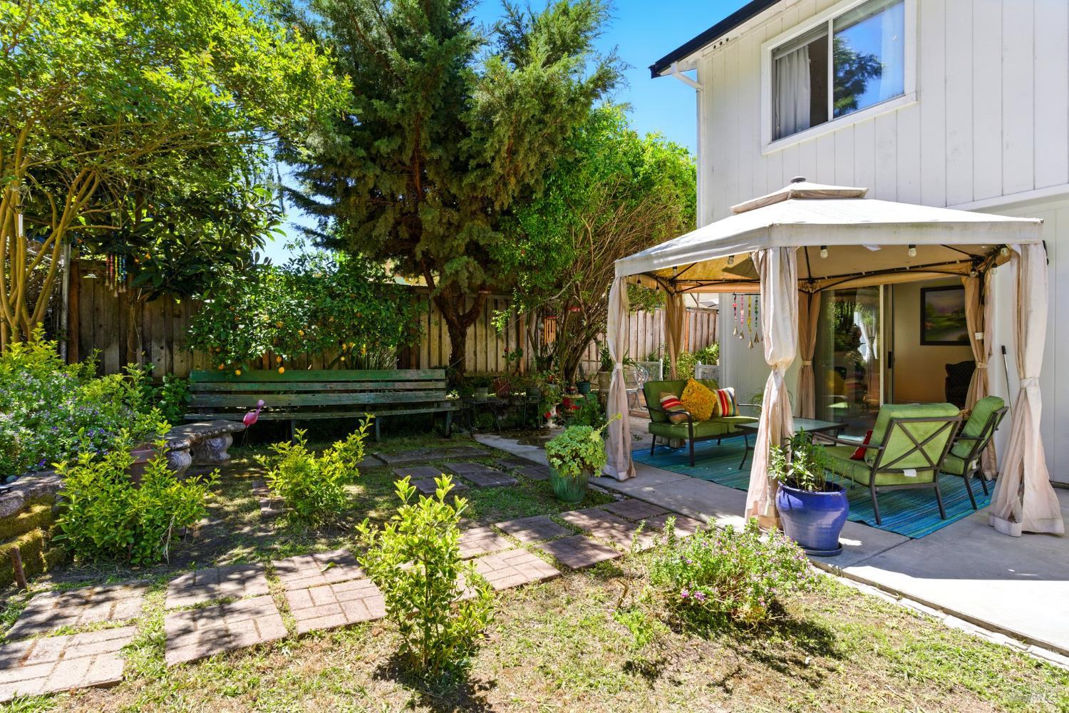 Detail Gallery Image 36 of 49 For 138 Nicole Way, Vallejo,  CA 94589 - 3 Beds | 2/1 Baths