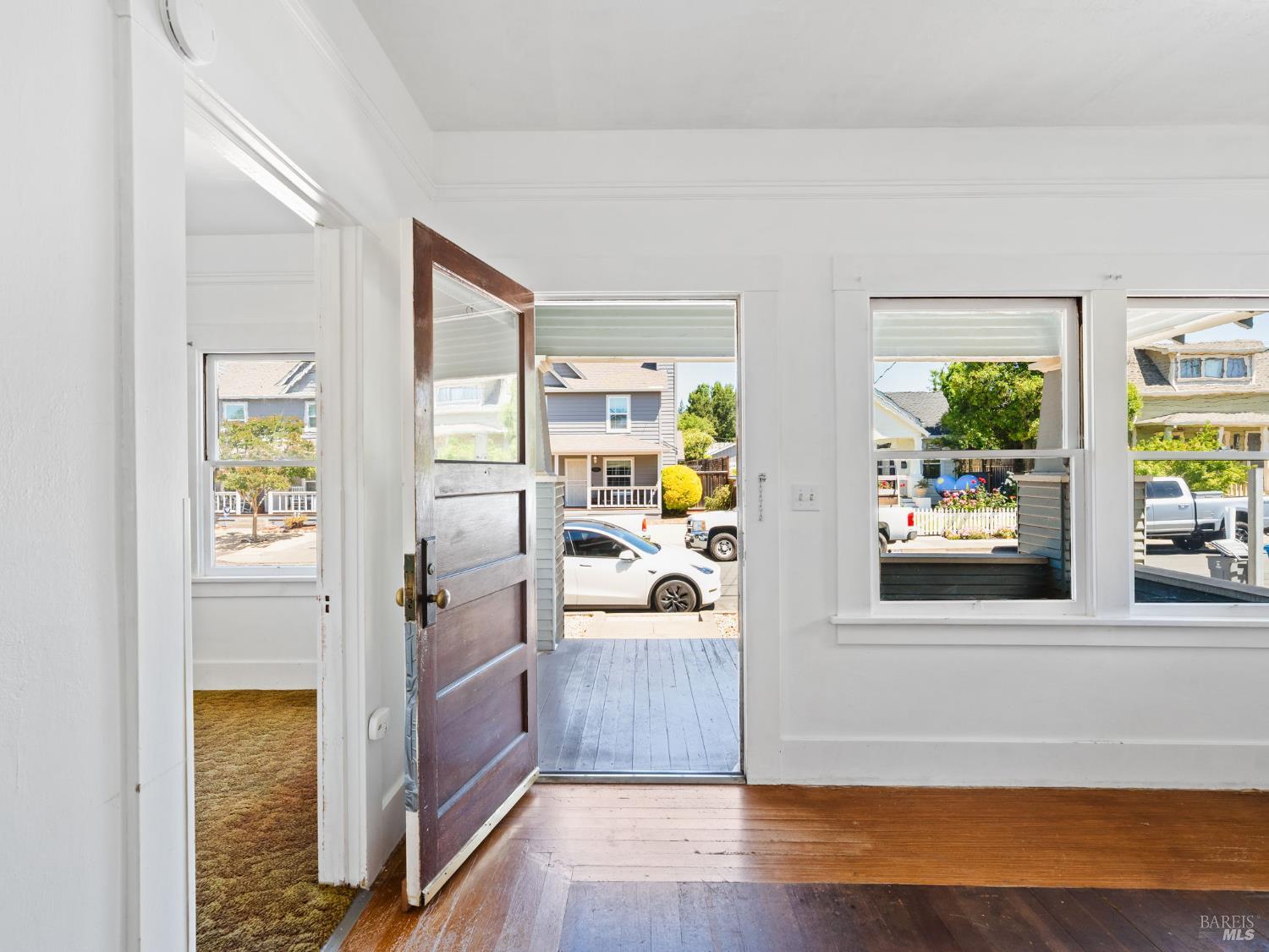 Detail Gallery Image 4 of 52 For 442 Piper St, Healdsburg,  CA 95448 - 3 Beds | 2 Baths