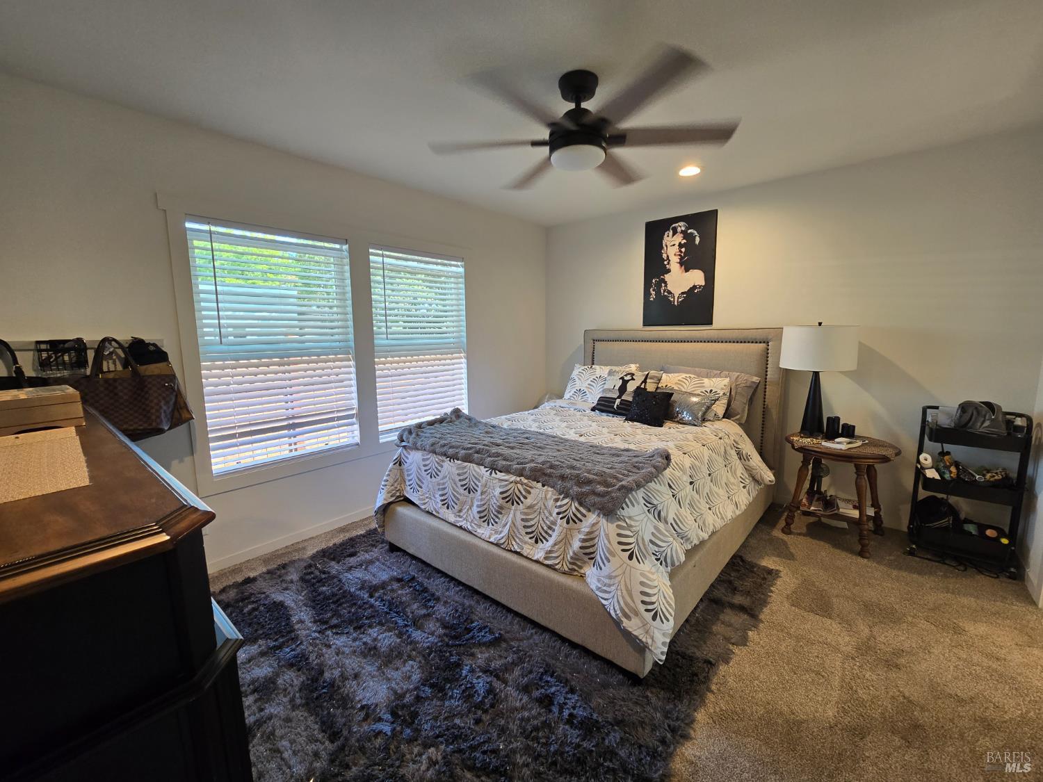 Detail Gallery Image 5 of 26 For 300 Stony Point Rd 403, Petaluma,  CA 94952 - 3 Beds | 2 Baths