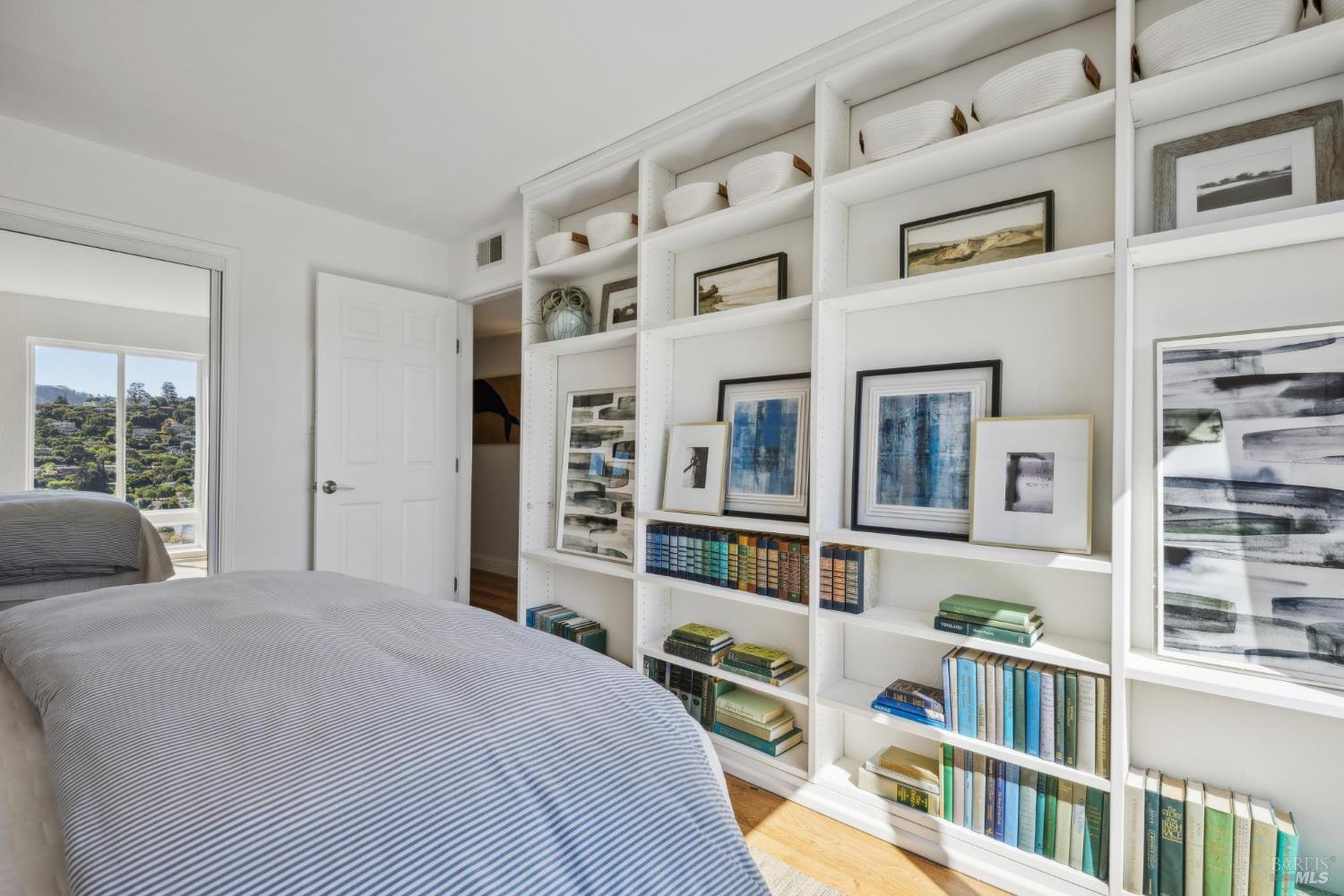 Detail Gallery Image 34 of 46 For 15 Harbor Oak Dr #12,  Tiburon,  CA 94920 - 2 Beds | 2 Baths