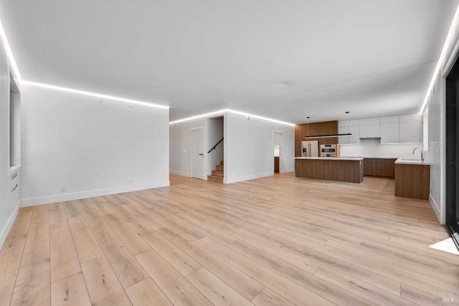 Detail Gallery Image 19 of 61 For 3621 Crown Hill Dr, Santa Rosa,  CA 95404 - 5 Beds | 3/1 Baths
