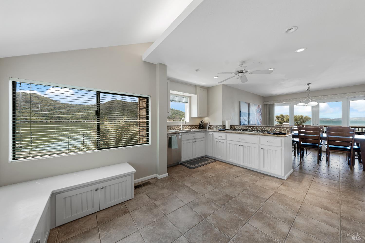 Detail Gallery Image 17 of 68 For 2998 Willow Rd, Kelseyville,  CA 95451 - 2 Beds | 2 Baths