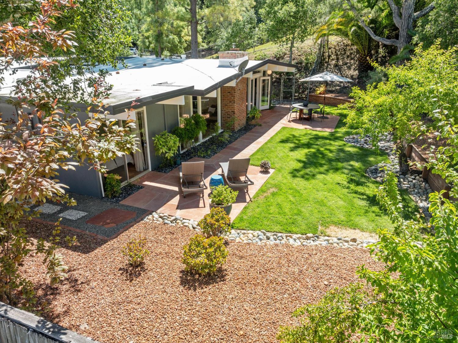 Detail Gallery Image 45 of 52 For 100 De La Guerra Rd, San Rafael,  CA 94903 - 4 Beds | 2 Baths