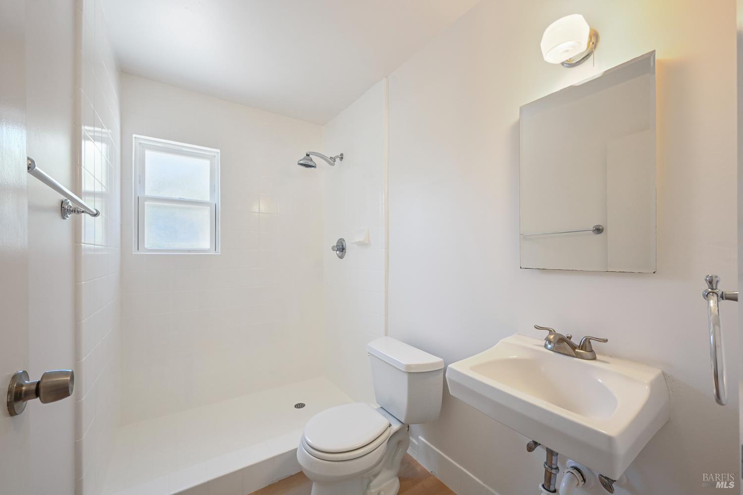 Detail Gallery Image 32 of 44 For 663 Cherry St, Novato,  CA 94945 - 3 Beds | 2 Baths