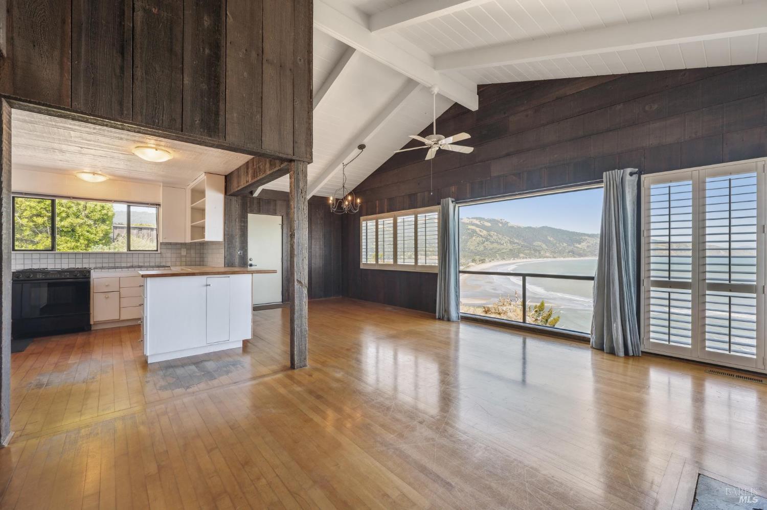 Detail Gallery Image 21 of 52 For 71 Crescente Ave, Bolinas,  CA 94924 - 3 Beds | 2 Baths