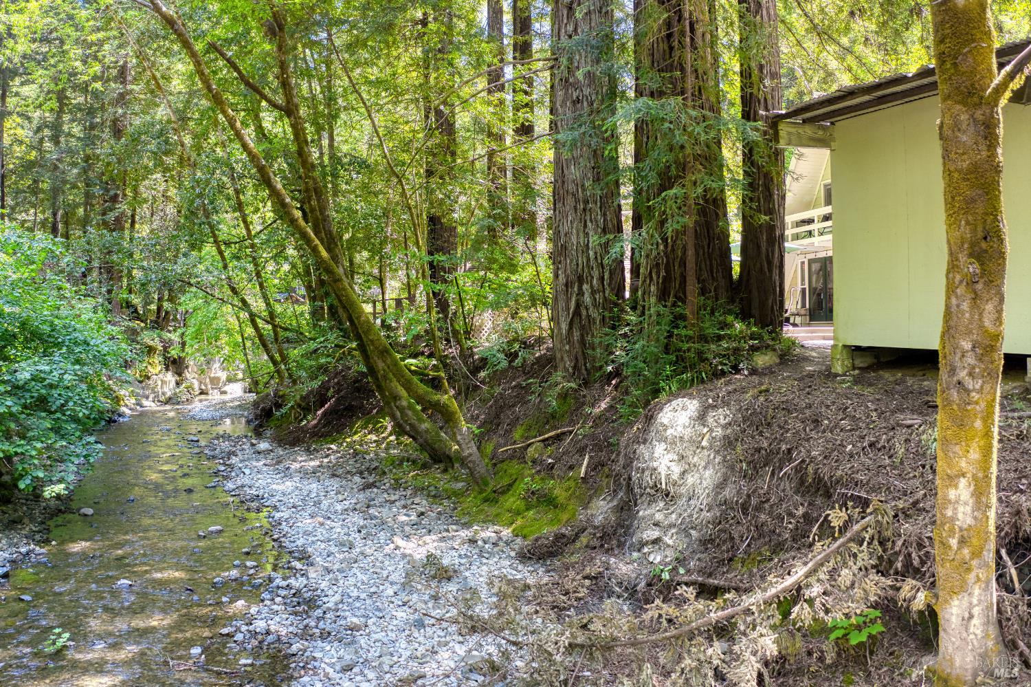 Detail Gallery Image 14 of 27 For 14503 Camino Del Arroyo Rd, Guerneville,  CA 95446 - 2 Beds | 2 Baths