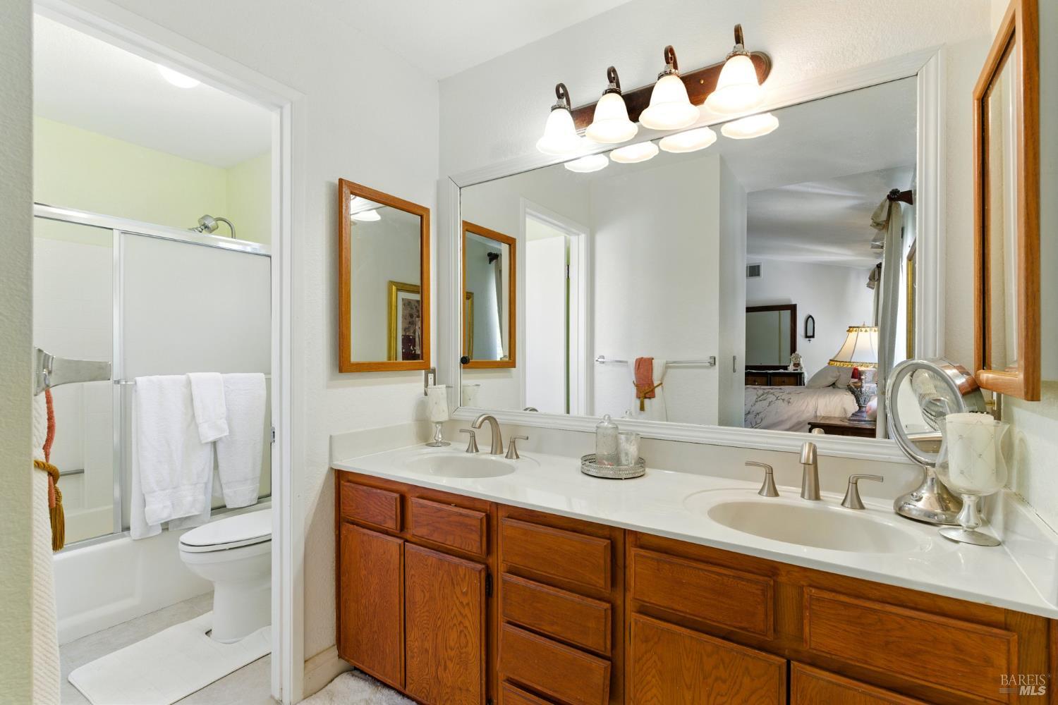 Detail Gallery Image 31 of 49 For 138 Nicole Way, Vallejo,  CA 94589 - 3 Beds | 2/1 Baths