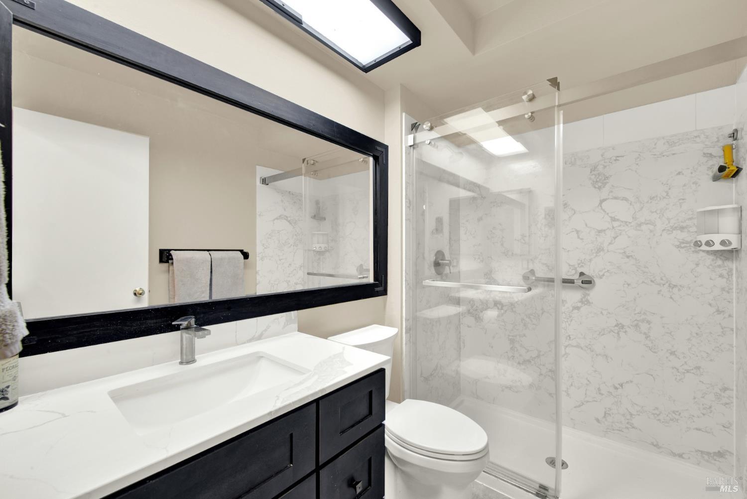 Detail Gallery Image 33 of 80 For 3327 Colonial Ct, Fairfield,  CA 94534 - 4 Beds | 3 Baths