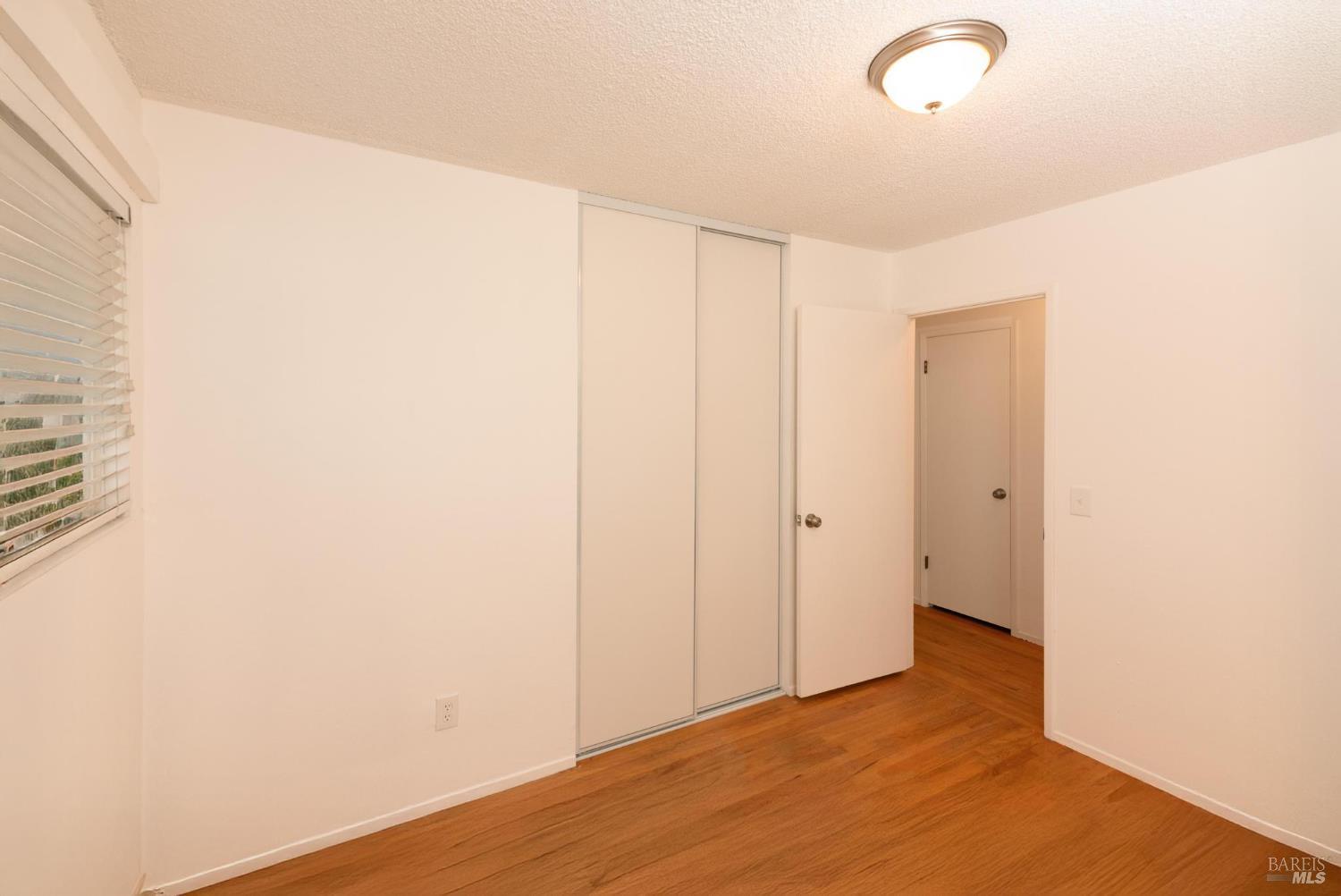 Detail Gallery Image 12 of 24 For 556 Baron Dr, Rohnert Park,  CA 94928 - 4 Beds | 2 Baths