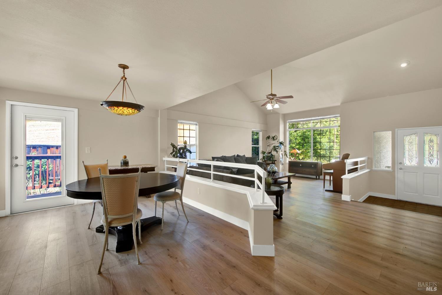 Detail Gallery Image 18 of 80 For 3327 Colonial Ct, Fairfield,  CA 94534 - 4 Beds | 3 Baths
