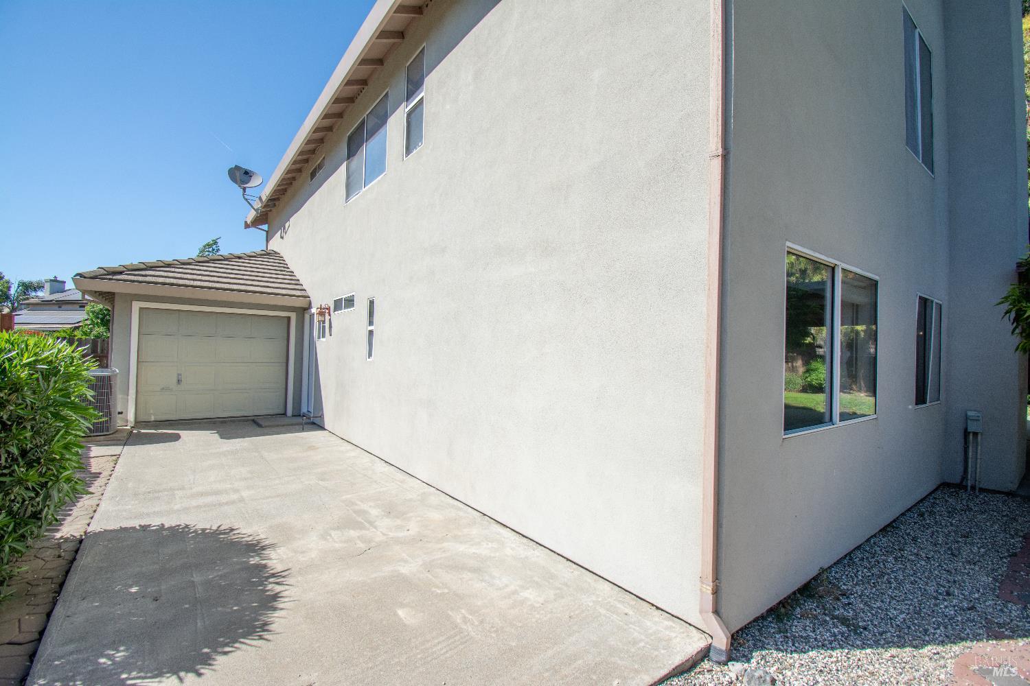Detail Gallery Image 39 of 40 For 250 Carpenter Ct, Dixon,  CA 95620 - 5 Beds | 2/1 Baths