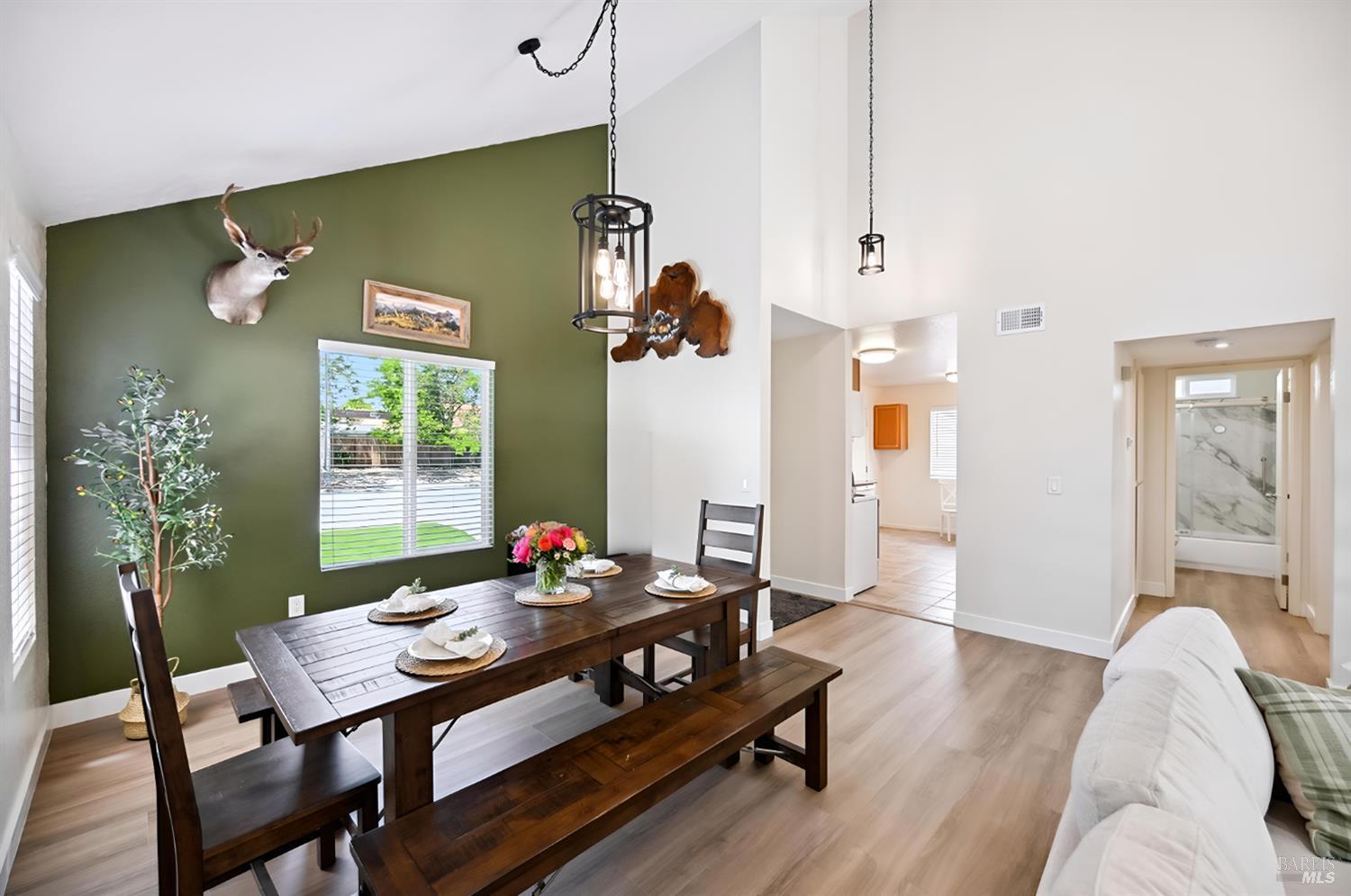 Detail Gallery Image 39 of 39 For 1408 Serpilio Way, Petaluma,  CA 94954 - 3 Beds | 2 Baths