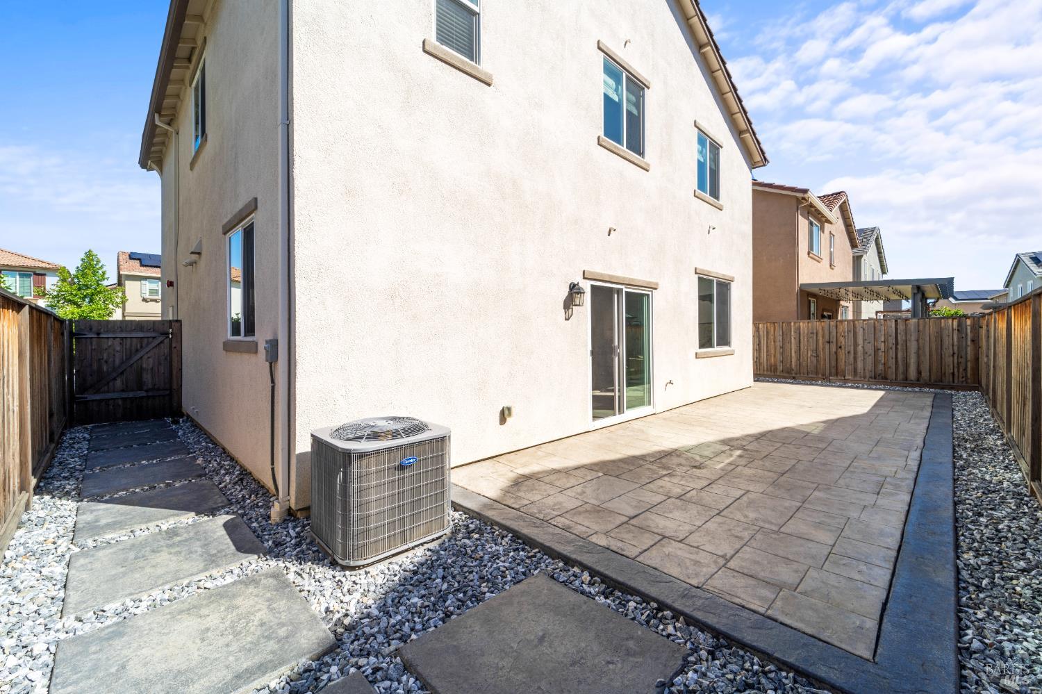 Detail Gallery Image 33 of 42 For 1365 Melvin Jordan Ln, Fairfield,  CA 94533 - 4 Beds | 2/1 Baths
