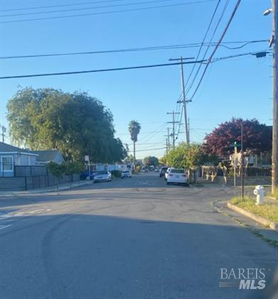 Detail Gallery Image 3 of 4 For 1800 Hellings Ave, Richmond,  CA 94801 - – Beds | – Baths