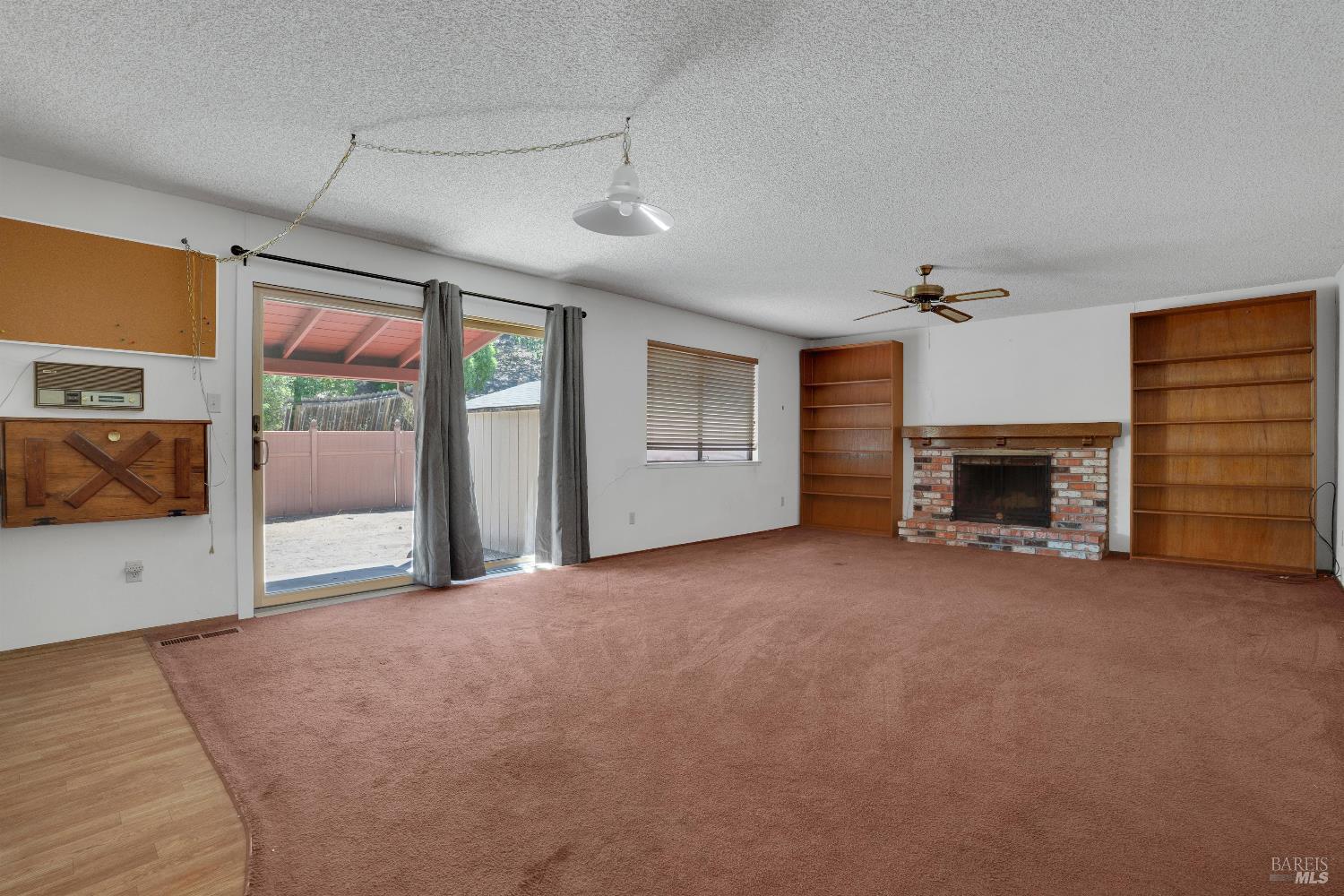 Detail Gallery Image 10 of 45 For 4009 Rimrock Dr, Antioch,  CA 94509 - 4 Beds | 2/1 Baths