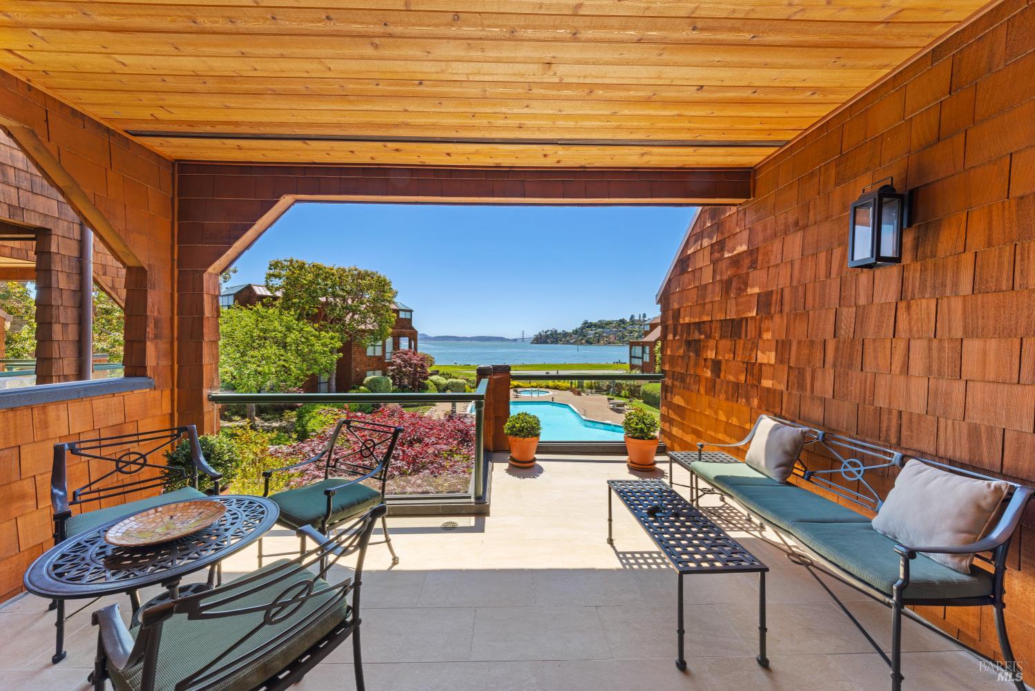 Detail Gallery Image 31 of 46 For 1910 Mar West St, Tiburon,  CA 94920 - 3 Beds | 2/1 Baths