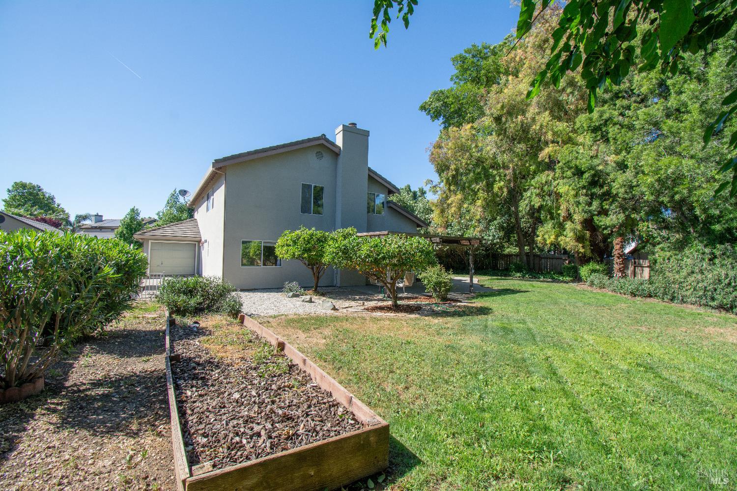 Detail Gallery Image 37 of 40 For 250 Carpenter Ct, Dixon,  CA 95620 - 5 Beds | 2/1 Baths