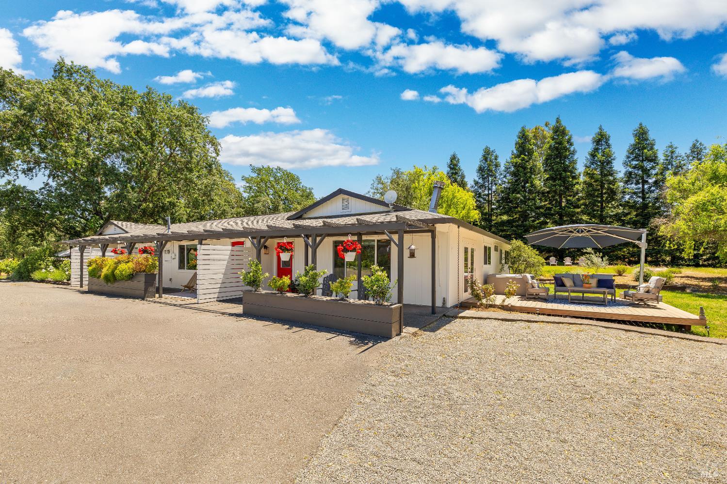 Detail Gallery Image 7 of 82 For 725 Lytton Station Rd, Healdsburg,  CA 95448 - – Beds | – Baths