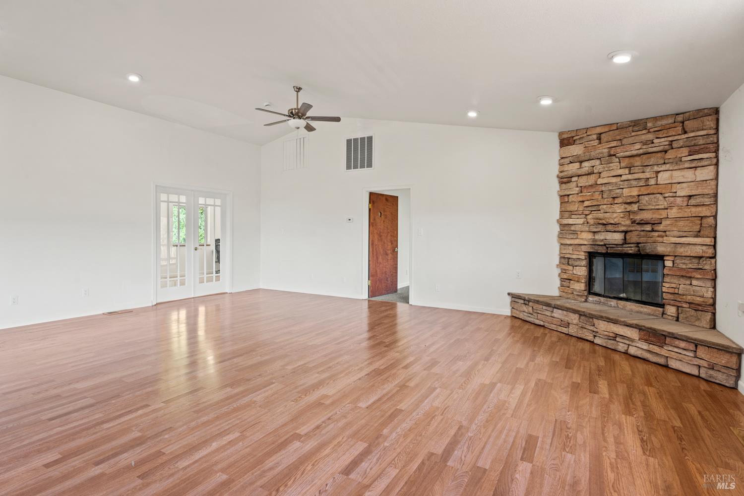 Detail Gallery Image 8 of 30 For 9030 Highway 175 Unkn, Kelseyville,  CA 95451 - 3 Beds | 2 Baths