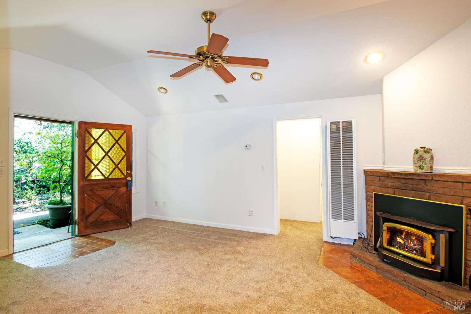 Detail Gallery Image 11 of 59 For 15866 Wright Dr, Guerneville,  CA 95446 - 3 Beds | 2 Baths