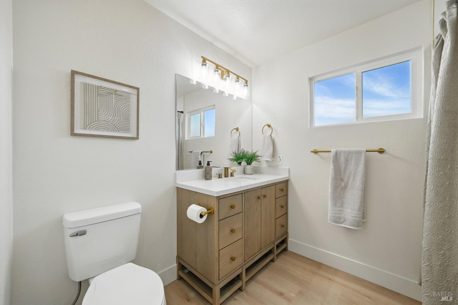 Detail Gallery Image 9 of 28 For 2790 Vista Grande Unkn, Fairfield,  CA 94534 - 3 Beds | 2 Baths