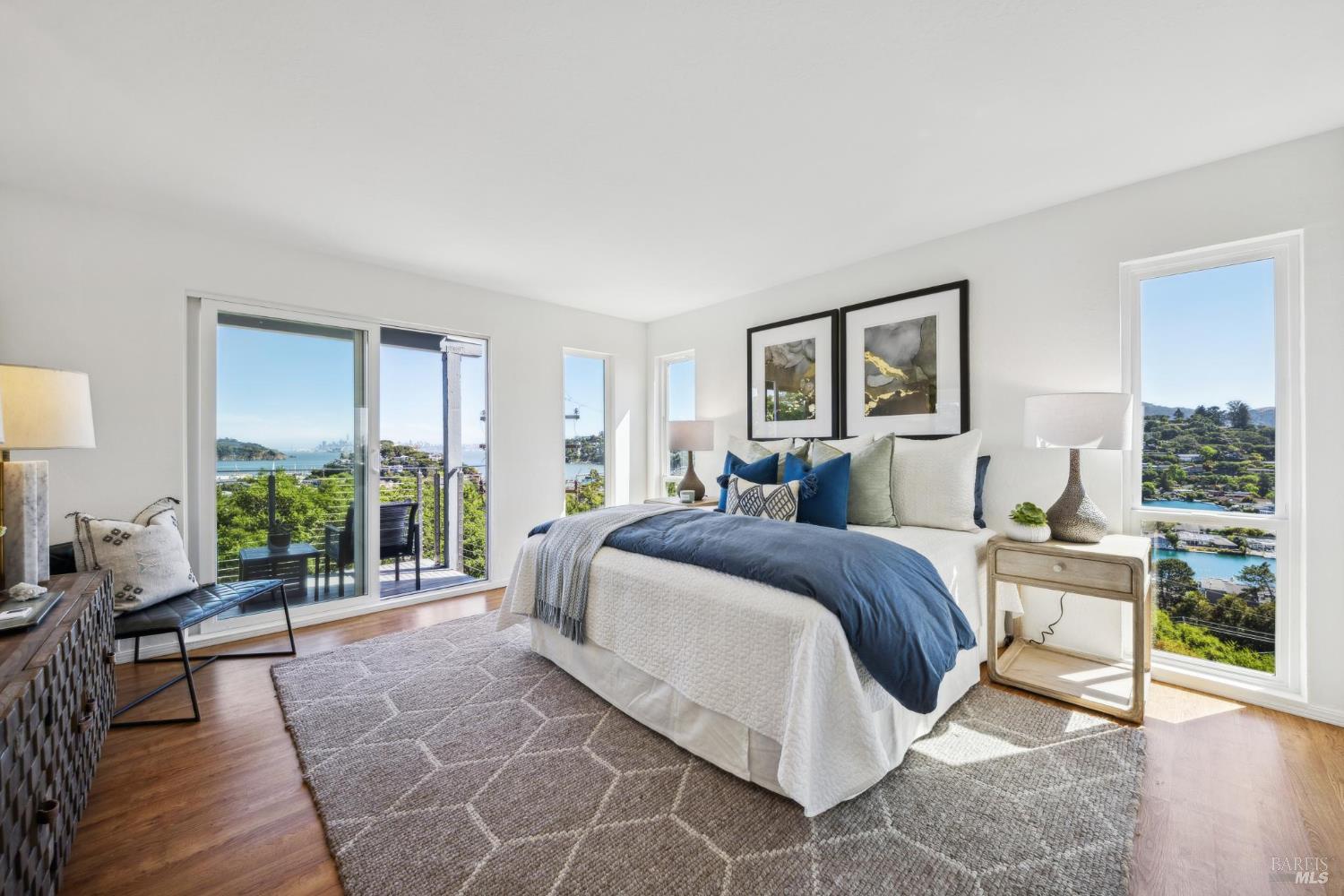 Detail Gallery Image 22 of 46 For 15 Harbor Oak Dr #12,  Tiburon,  CA 94920 - 2 Beds | 2 Baths