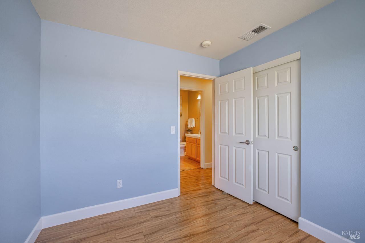 Detail Gallery Image 30 of 44 For 119 Philip Dr, Healdsburg,  CA 95448 - 4 Beds | 2/1 Baths