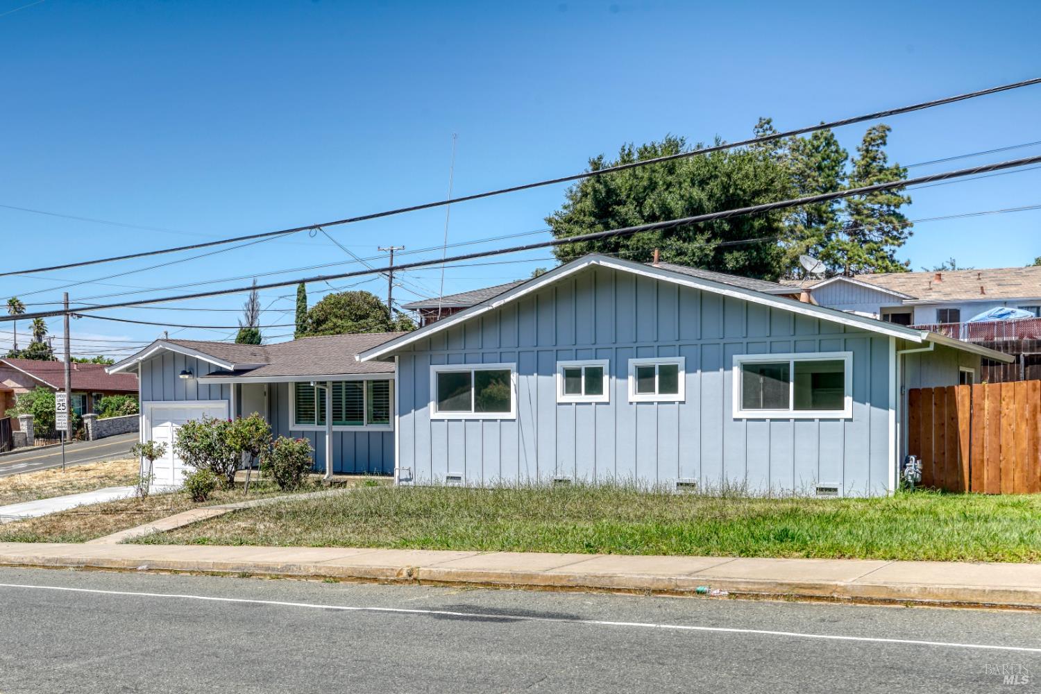 Detail Gallery Image 7 of 23 For 1004 Fulton Ave, Vallejo,  CA 94591 - 3 Beds | 2 Baths